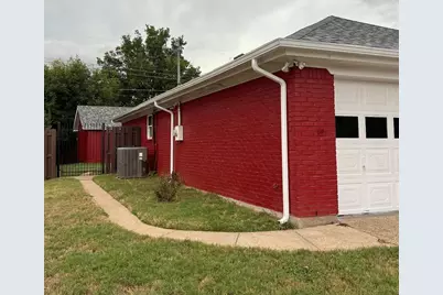 1500 Hyde Park Boulevard, Cleburne, TX 76033 - Photo 2