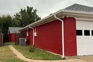 1500 Hyde Park Blvd, Cleburne, TX 76033 - Photo 2