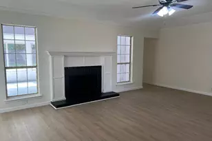 1500 Hyde Park Blvd, Cleburne, TX 76033 - Photo 6