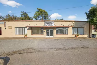 1010 N Dallas Avenue N #3, Lancaster, TX 75146 - Photo 2