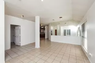 2100 Cantura Dr, Mesquite, TX 75181 - Photo 2