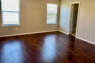 805 Gillon Dr, Arlington, TX 76001 - Photo 4