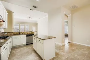 5200 Teddington Park Dr, Plano, TX 75023 - Photo 10