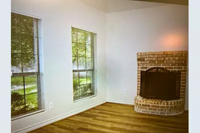 322 W Anderson Street, Weatherford, TX 76086 - Photo 2