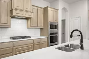 7736 Barley Fld St, Joshua, TX 76058 - Photo 4