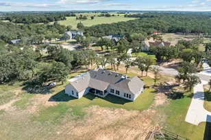 2027 Feather Ln, Weatherford, TX 76088 - Photo 36