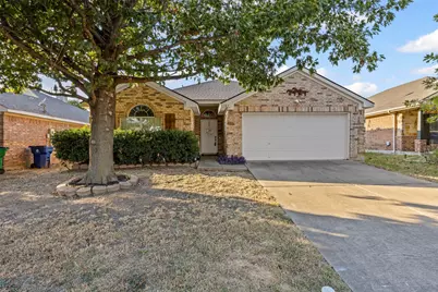 143 Oregon Trail, Waxahachie, TX 75167 - Photo 1