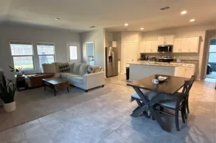 421 Beekeeper Dr, Fort Worth, TX 76131 - Photo 6