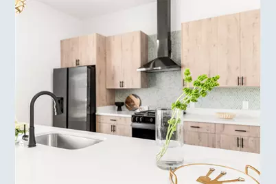 2015 N Prairie Avenue #101, Dallas, TX 75204 - Photo 8