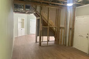 600 Bagby Ave, Waco, TX 76706 - Photo 12