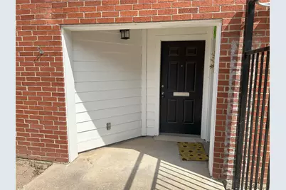 600 Bagby Avenue #2G, Waco, TX 76706 - Photo 2