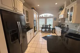 906 Van Winkle Cir, Athens, TX 75751 - Photo 8