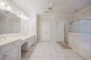 8932 Thornberry Dr, North Richland Hills, TX 76182 - Photo 14