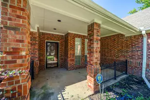 8932 Thornberry Dr, North Richland Hills, TX 76182 - Photo 38