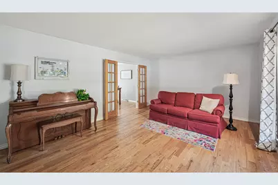 5000 Thorncliffe Drive, Arlington, TX 76016 - Photo 4