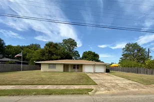 50 SE 13th St, Paris, TX 75460 - Photo 1