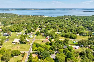 373 Old Shawnee Trail Dr, Gordonville, TX 76245 - Photo 1