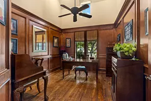 801 White Buffalo Ln, Heath, TX 75032 - Photo 10