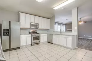 649 Chalk Knoll Rd, Fort Worth, TX 76108 - Photo 10