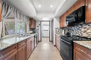 7626 Ashcrest Ln, Dallas, TX 75249 - Photo 4