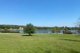 2310 High Point Cir, Sulphur Springs, TX 75482 - Photo 1