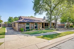 1116 Highpoint Rd, Bedford, TX 76022 - Photo 1