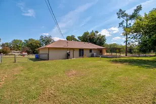 373 Old Shawnee Trail Dr, Gordonville, TX 76245 - Photo 24