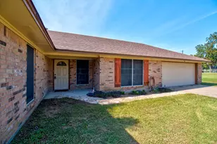 373 Old Shawnee Trail Dr, Gordonville, TX 76245 - Photo 2