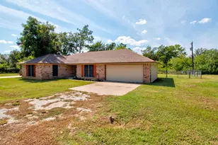 373 Old Shawnee Trail Dr, Gordonville, TX 76245 - Photo 4