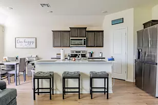 404 Creek End Dr, Princeton, TX 75407 - Photo 2