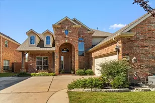 8402 Pecan Creek Dr, Arlington, TX 76001 - Photo 1