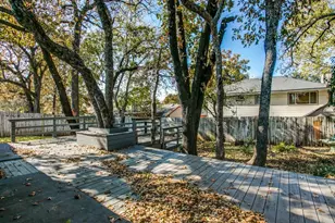 2411 Bayberry Ln, Euless, TX 76039 - Photo 22