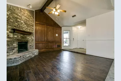 2411 Bayberry Lane, Euless, TX 76039 - Photo 6