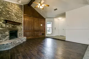 2411 Bayberry Ln, Euless, TX 76039 - Photo 6