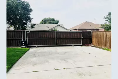 8218 Luna Drive, Rowlett, TX 75088 - Photo 26