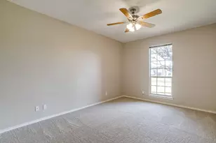 2212 Summit Dr, Burleson, TX 76028 - Photo 30