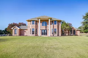 2212 Summit Dr, Burleson, TX 76028 - Photo 1