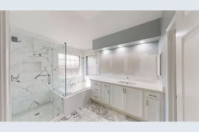 8343 Crystalwood Drive, Dallas, TX 75249 - Photo 18