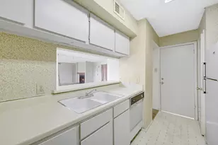 12480 Abrams Rd, Dallas, TX 75243 - Photo 22