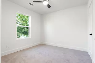 204 Robbins St, Cleburne, TX 76031 - Photo 20