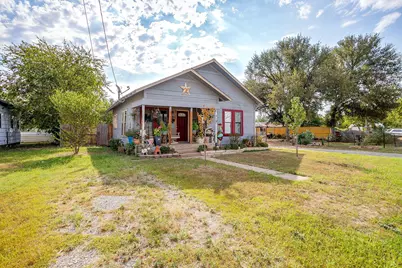 905 6th Avenue SE, Mineral Wells, TX 76067 - Photo 2