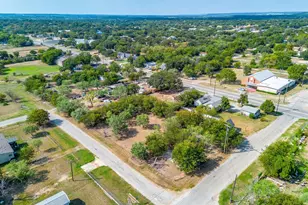 905 6th Ave SE, Mineral Wells, TX 76067 - Photo 12