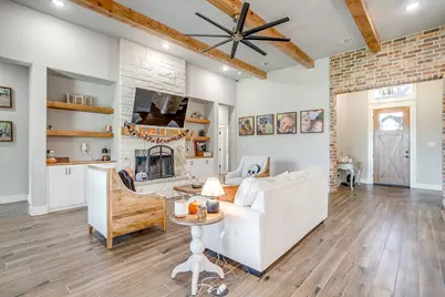 304 Red Roan Road, Weatherford, TX 76087 - Photo 14