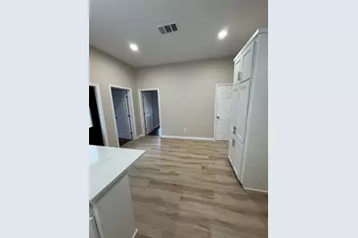 306 N College Street, Howe, TX 75459 - Photo 4