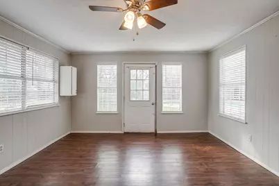 406 Bellevue Drive, Cleburne, TX 76033 - Photo 22