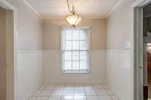 406 Bellevue Dr, Cleburne, TX 76033 - Photo 10