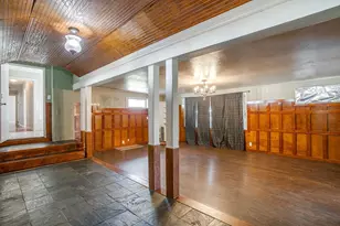 406 Bellevue Dr, Cleburne, TX 76033 - Photo 18