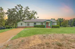 2700 W Washington St, Denison, TX 75020 - Photo 1