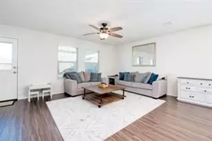 340 Falling Star Dr, Fort Worth, TX 76052 - Photo 6