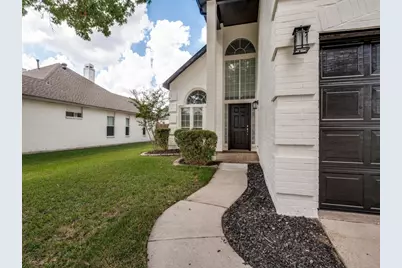 6717 Carrington Drive, Plano, TX 75023 - Photo 2